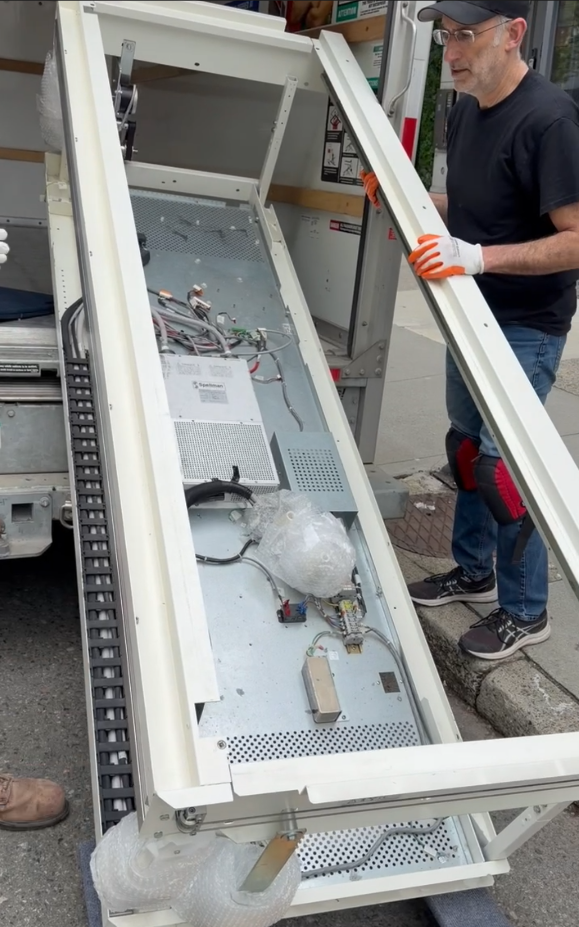 Richard unloading the DEXA from the U-Haul